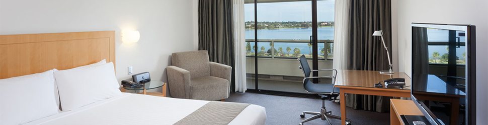 River View Accommodation | Perth Hotels | Crowne Plaza Perth